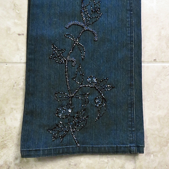 J. Marco Denim - Sequined & Beaded J MARCO Denim Pants Jeans - Sz 4